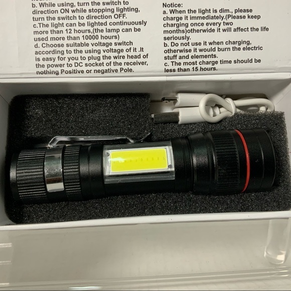 USB Flashlight - Picture 4 of 4